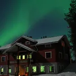 Husky Hotel