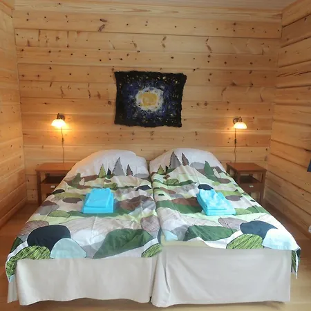Husky Guest house 3*